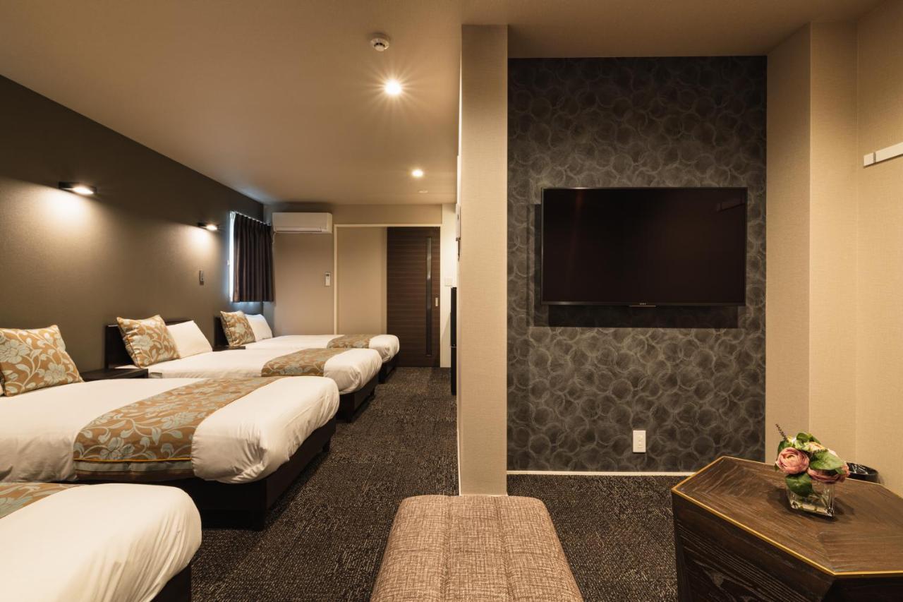 Grand Base Nagasaki City Extérieur photo